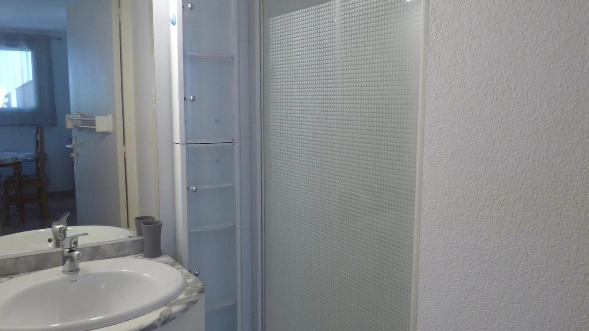 Apartment Appartement Pour 4 Avec Piscine Et Parking Aux Saintes-Maries-De-La-Mer - Fr-1-475-201