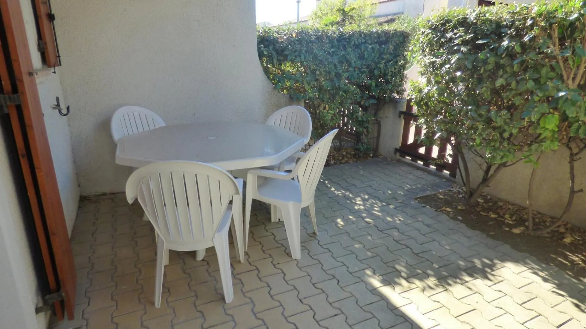 Appartamento Appartement Pour 4 Avec Piscine Et Parking Aux Saintes-Maries-De-La-Mer - Fr-1-475-201
